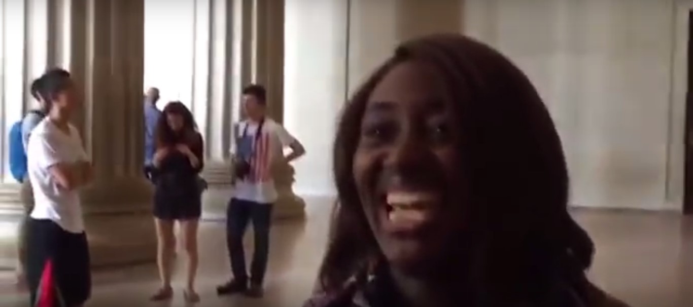 Phenomenal Woman Randomly Sings the Star Spangled Banner at the Lincoln Memorial [VIDEO]