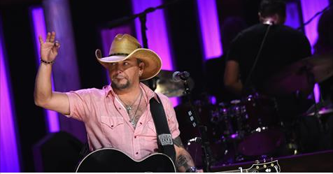 Jason Aldean Sings Adele’s “Hello”