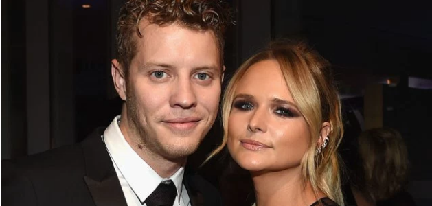 Miranda Lambert Sings Duet With Boyfriend