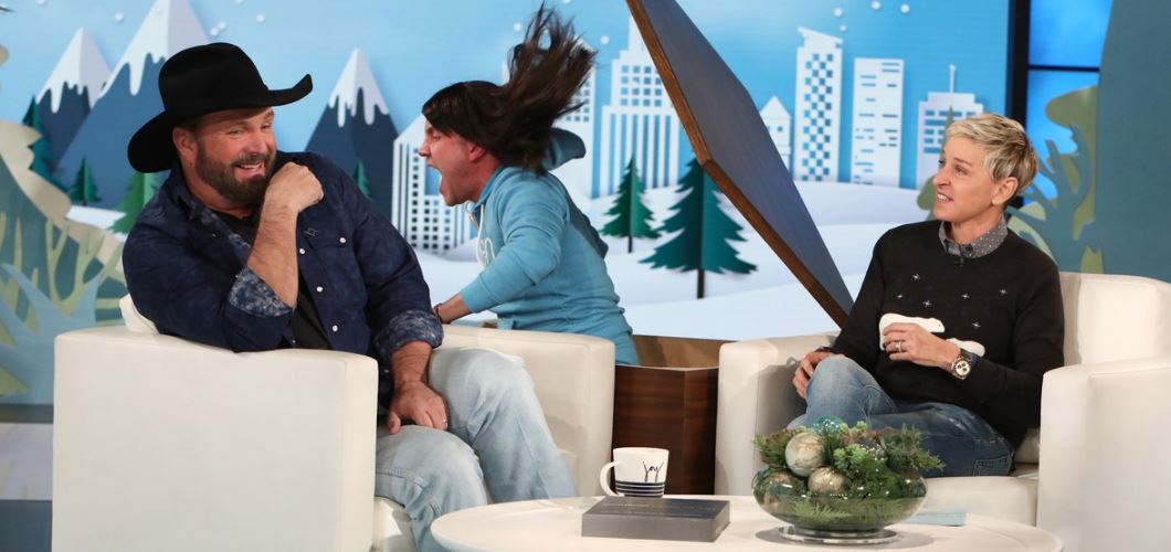 Garth Brooks Cleared Up The Lip Syncing Fiasco And Got Scared On “The Ellen Show”