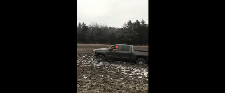 Blake Shelton’s truck got stuck in the mud while he was teaching Gwen Stefani’s 11-year-old son Kingston “how to drive.”