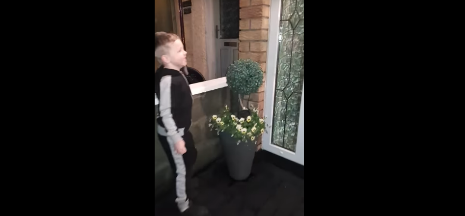 Watch This Adorable Child Give a Valentine Present to His Crush [VIDEO]