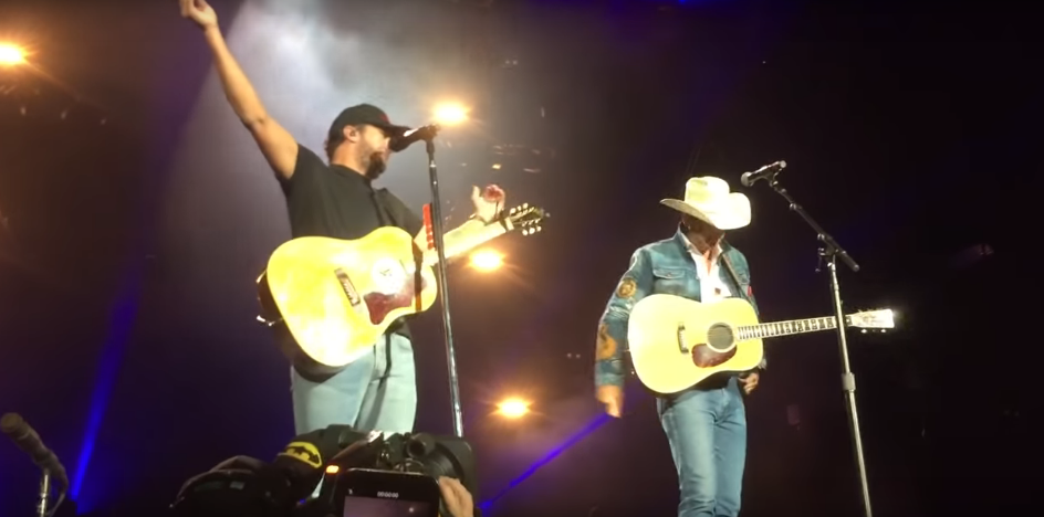 Watch Luke Bryan and Jon Pardi Cover George Strait on Stage [VIDEO]