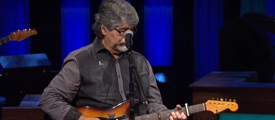 Watch Alabama Play ‘Feel So Right’ at The Grand Ole Opry