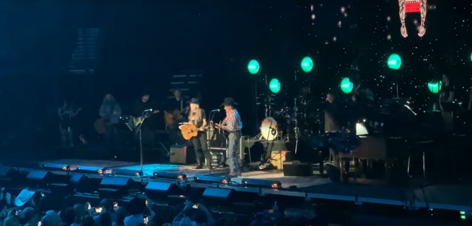 Watch George Strait and Willie Nelson Perform Together on Stage for the First Time [VIDEO]