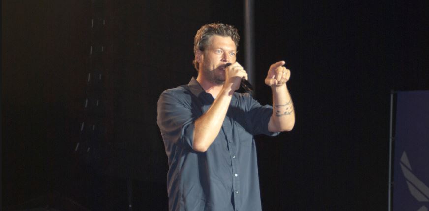 Blake Shelton Debuts New Single “God’s Country”