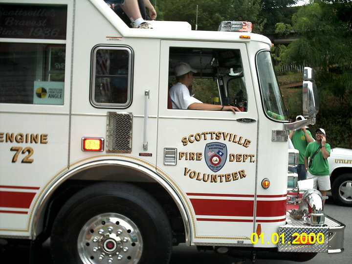 4th of July Parade in Scottsville